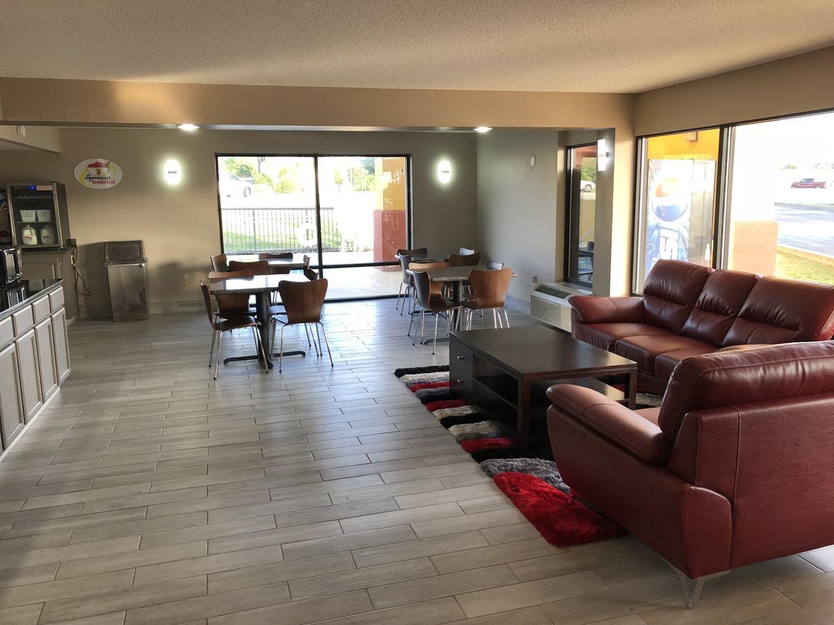 Hotel Super 8 By Wyndham Orangeburg Near I-26 Exterior foto